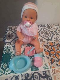 🍼 Bambola Nenuco Sara con accessori – perfetta pe
