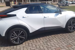 Toyota C-HR 1.8 Lounge 2024