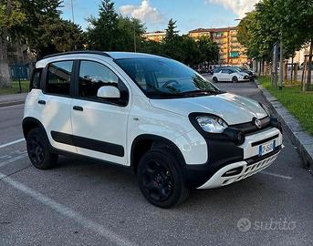 FIAT PANDA CROSS 0.9 TWINAIR TURBO SES 4X4