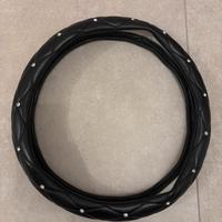 Coprivolante nero con punti luce (bigiotteria)
