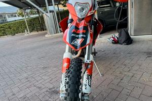 Ktm exc-f 250 six days