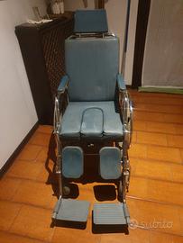 Carrozzina anziani comoda