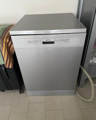 Lavastoviglie SMEG
