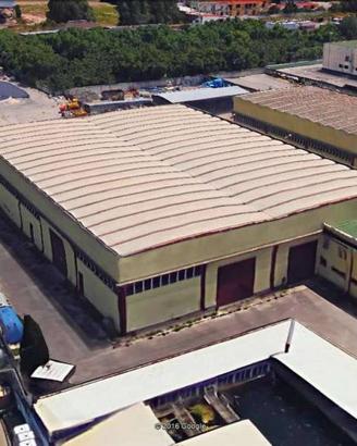 Immobile di 2500 m² con 3 locali a San Vitaliano
