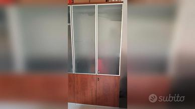 Armadietti da ufficio in legno, alluminio e vetro