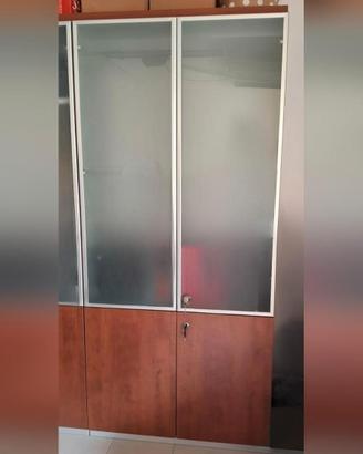 Armadietti da ufficio in legno, alluminio e vetro