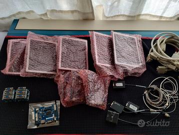 MONITOR LCD 8 pollici (lotto di 5 LCD)