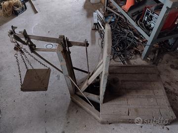 pesa antica con pesi