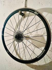 Team Vision 30 ruote + cassetta sram apex