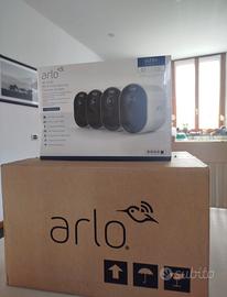 Telecamere Arlo Ultra + 4k UHD, 4 telecamere.