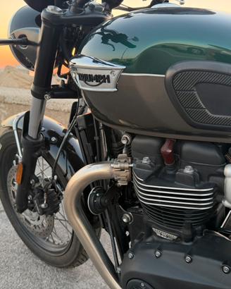 Triumph bonneville