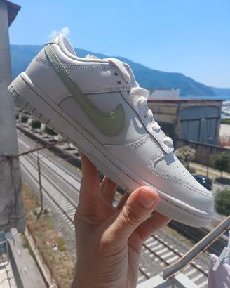 Nike Dunk Low 