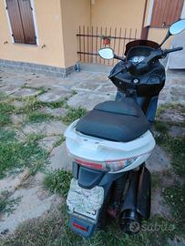 kymco 300 i