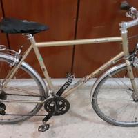 Bicicletta classica salsa casseroll cromoloy