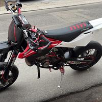 HUSQVARNA wr 125 supermoto