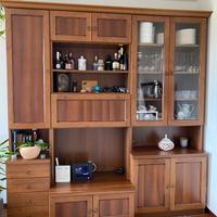 Parete attrezzata in legno