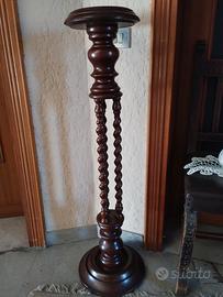 colonna in legno 