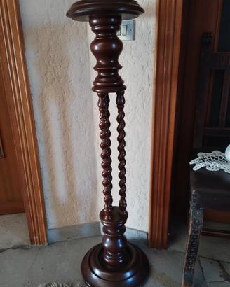 colonna in legno 