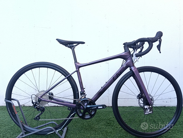 Giant Liv Avail Advanced 2 / Super Promo