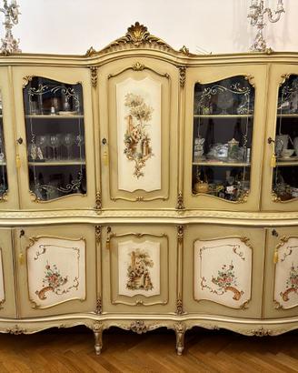 Credenza veneziana