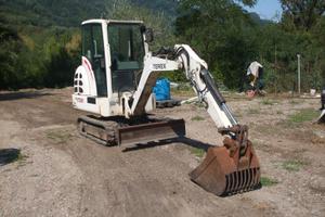 Escavatore terex