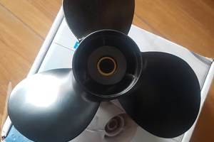 Elica motore fuoribordo nuova