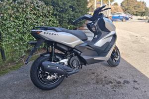 KL SCOOTER BRERA 125cc + SILVER