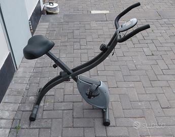 cyclette pieghevole 