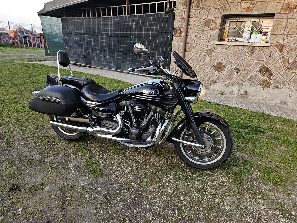 Yamaha XVS 1900A usata in vendita