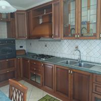 Cucina completa di elettrodomestici