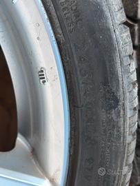 Ruote con gomme Mercedes