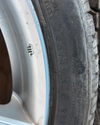 Ruote con gomme Mercedes