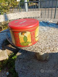 scatola in latta