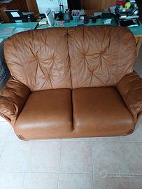 DIVANI PELLE