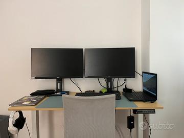 Scrivania regolabile in altezza