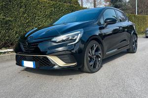 1.6 E-Tech full hybrid Engineered 145cv auto