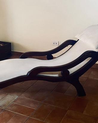 Chaise longue in legno stile classico