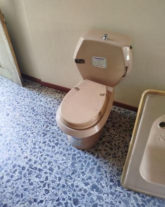 Ascensore bagno.