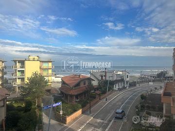 BILOCALE VISTAMARE CON POSTO AUTO