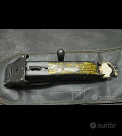 Cric sollevatore auto Volkswagen originale 