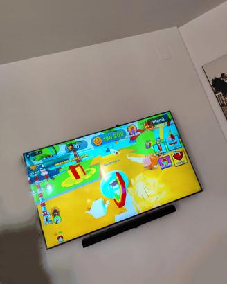 TV Samsung più soundbar e woofer