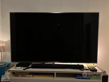 Tv LG mod 82UM7600PLB e soundbar con sub