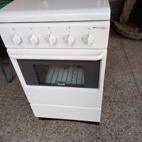 Cucina a gas con forno 