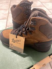 Scarponcini trekking Danner Gore-Tex n.40 NUOVI