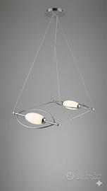 Lampadario moderno in acciaio pari al nuovo