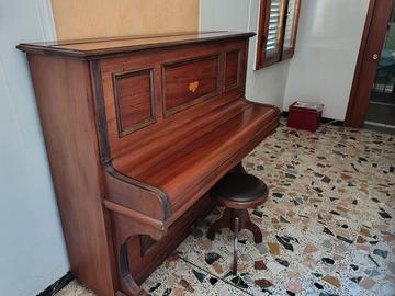 Pianoforte verticale