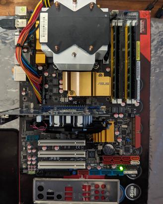 CPU Intel Quad Core + Scheda Madre Asus + 8Gb RAM