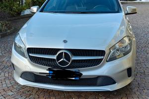 Mercedes Classe A 160 d business auto NEOPATENTATI