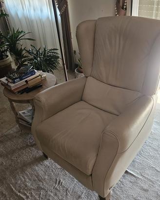 Poltrona divani e divani by natuzzi in pelle