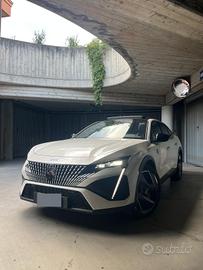 408 2022 1.6 hybrid phev GT 225cv e-eat8